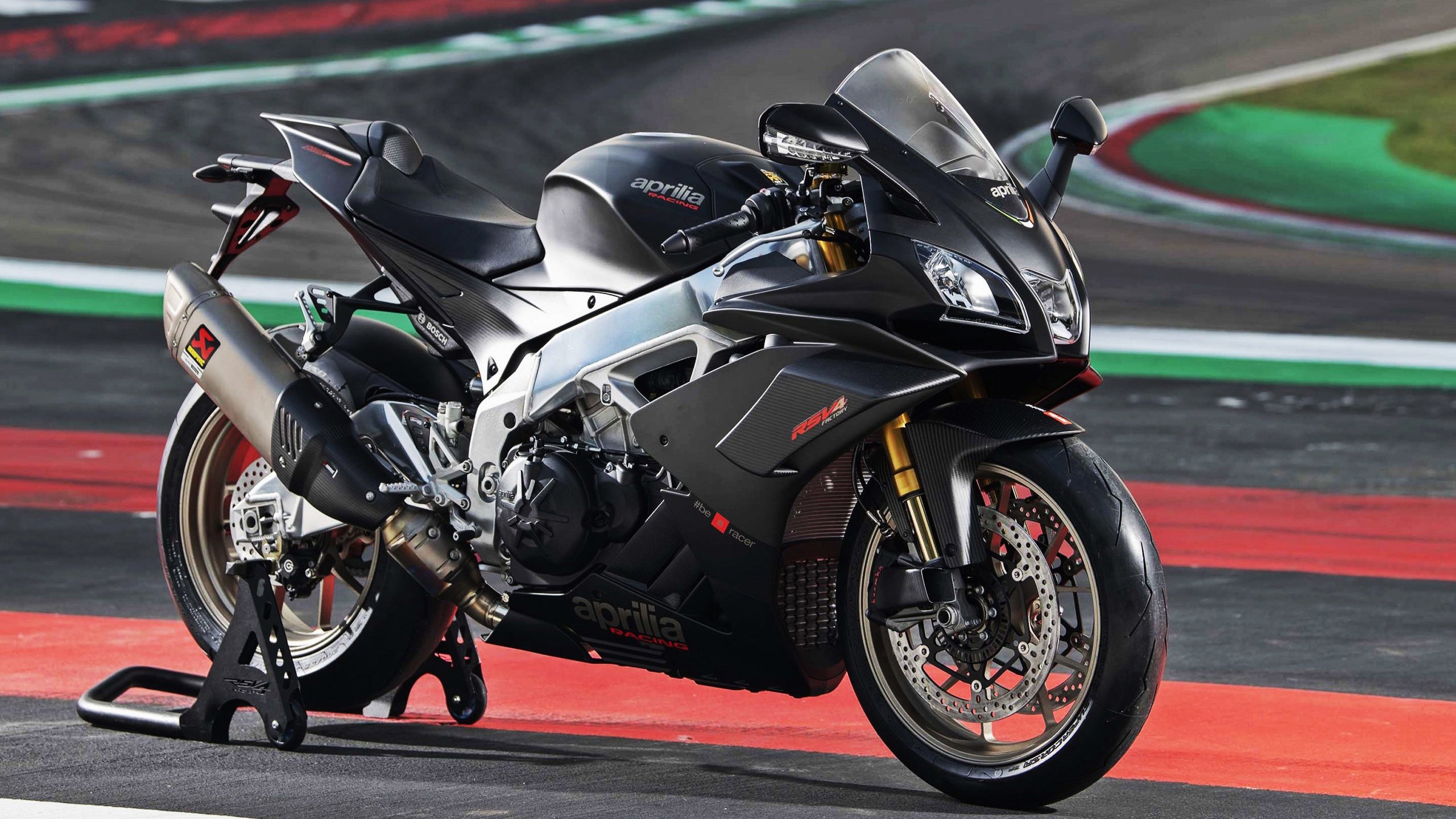 《巴黎人报》:巴西女足在奥运会小组赛中表现出色,巴西女足奥运会冠军